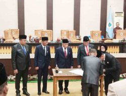 Dalam Rapat Paripurna DPRD, Patuhi Undang-Undang Bupati OKI Ajukan Pengunduran Diri dari Jabatan