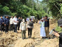 Gubernur Gelontorkan 15 Miliar untuk Perbaikan Jalan Cengal, Bupati OKI Buka Keran Dana Pusat.