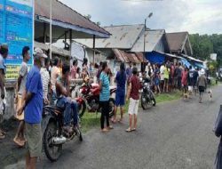 Buntut Dari Pembangunan Jalan Tani, Warga Ramai-ramai Palang Kantor Desa Leleoto