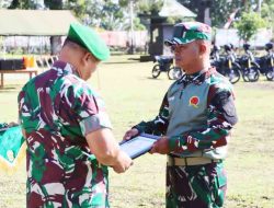 Serahkan Senpi, Danrem 152/Baabullah Berikan Penghargaan Kepada Babinsa Koramil 1508-02/ Galela