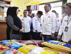 Harga dan Stok Bahan Pokok di Pasar Kayuagung Aman Jelang Lebaran