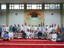 Rayakan Kebahagiaan Idul Adha 2024, Karyawan NHM Gelar Halal Bihalal Usai Sholat Bersama di Gosowong.