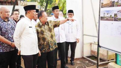 Wali Kota Jaksel Lakukan Peletakan Batu Pertama Pembangunan Kantor Kecamatan Keb. Baru