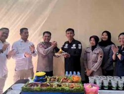 Peringati HUT Ke 73, Dapat Kejutan Tumpeng Dari Kapolres Sragen